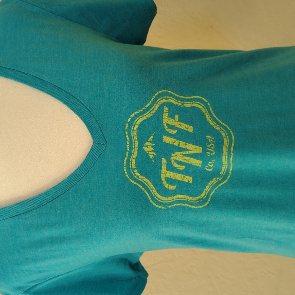 The North Face Blue Slim Fit Short Sleeve V Neck T-Shirt Size Medium - Picture 2 of 6